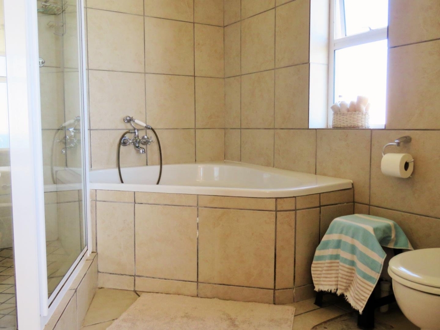 9 Bedroom Property for Sale in Waterfront Western Cape